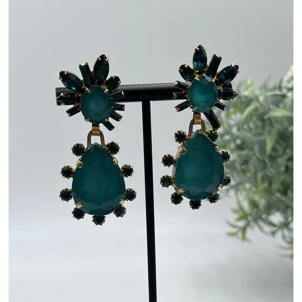 Elizabeth Cole Designer Bright Green Crystal Lennon Drop Dangle Runway‎ Earrings